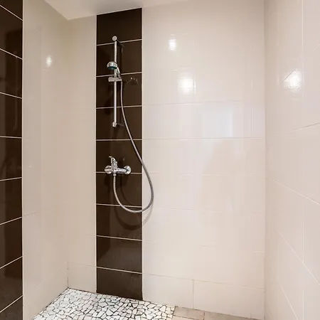 Сasa de vacaciones Avec Jacuzzi Charme Et Confort