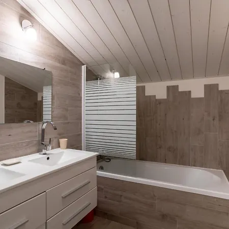 Сasa de vacaciones Avec Jacuzzi Charme Et Confort *